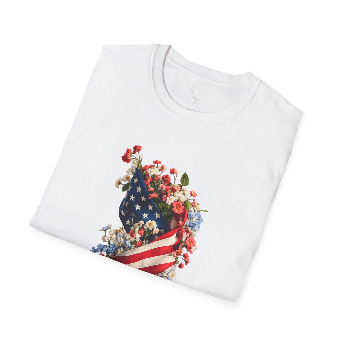USA Mama T-Shirt | American Flag Floral Design, Patriotic Mom Tee