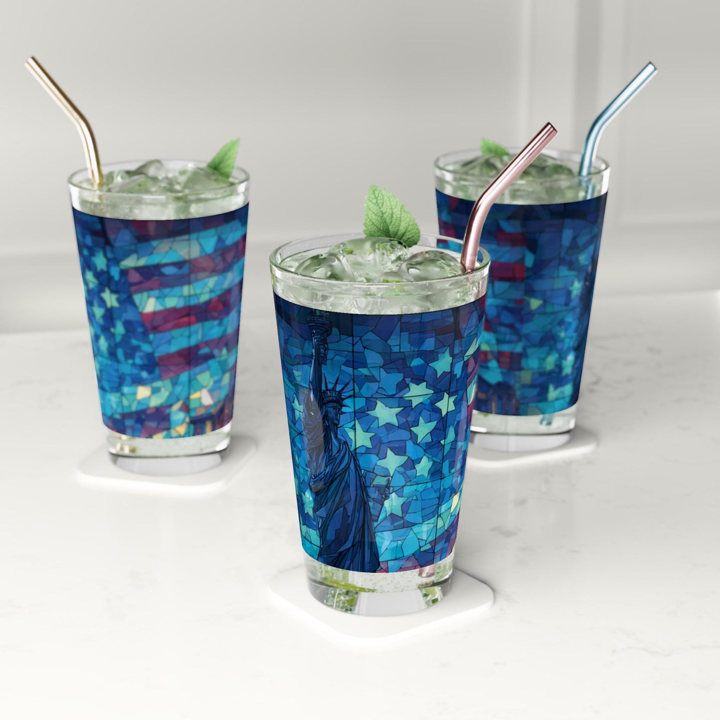 Statue of Liberty Mosaic Pint Glass | American Stars Flag Pattern